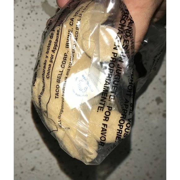 New/Sealed Taco Bell Talking Chihuahua - "I Think I'm in Love" - Picture 7 of 9